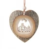 Coeur En Bois A Suspendre Motif Cisele Crèche Et Etoile, 7 Cm