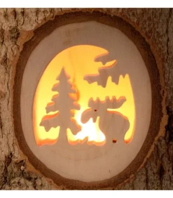 Photophore En Bois Cisele, Elan Dans La Foret